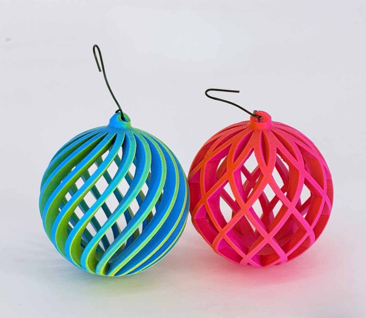 3D Printed Christmas Tree Ornament Balls